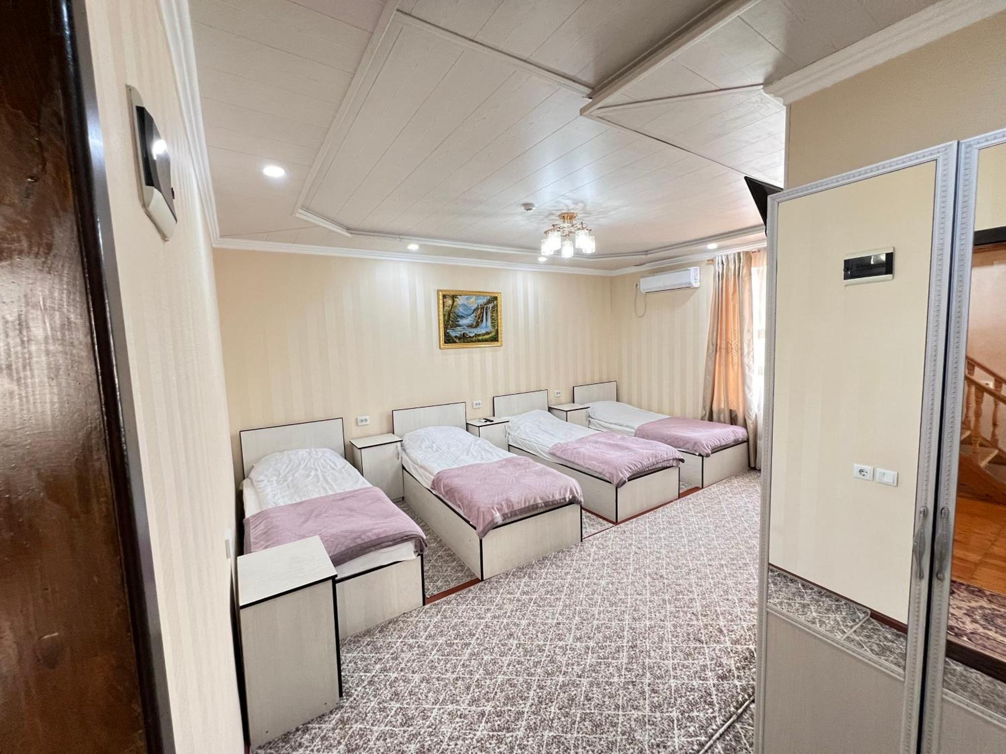 Panjakent Hotel Zarafshon מראה חיצוני תמונה